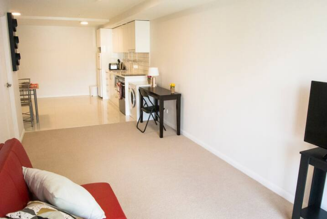 168 Hobson st, 가구 완비 1 bedroom 아파트, 넓은 주차장 포함 5